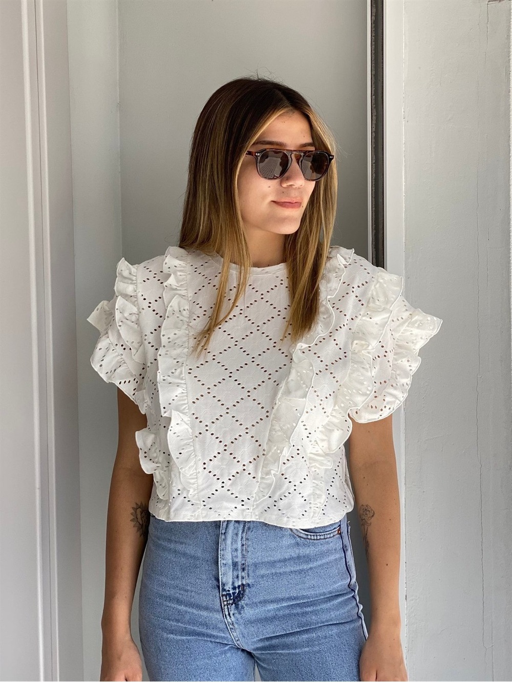 ZARA EMBROIDERED PERFORATED T-SHIRT